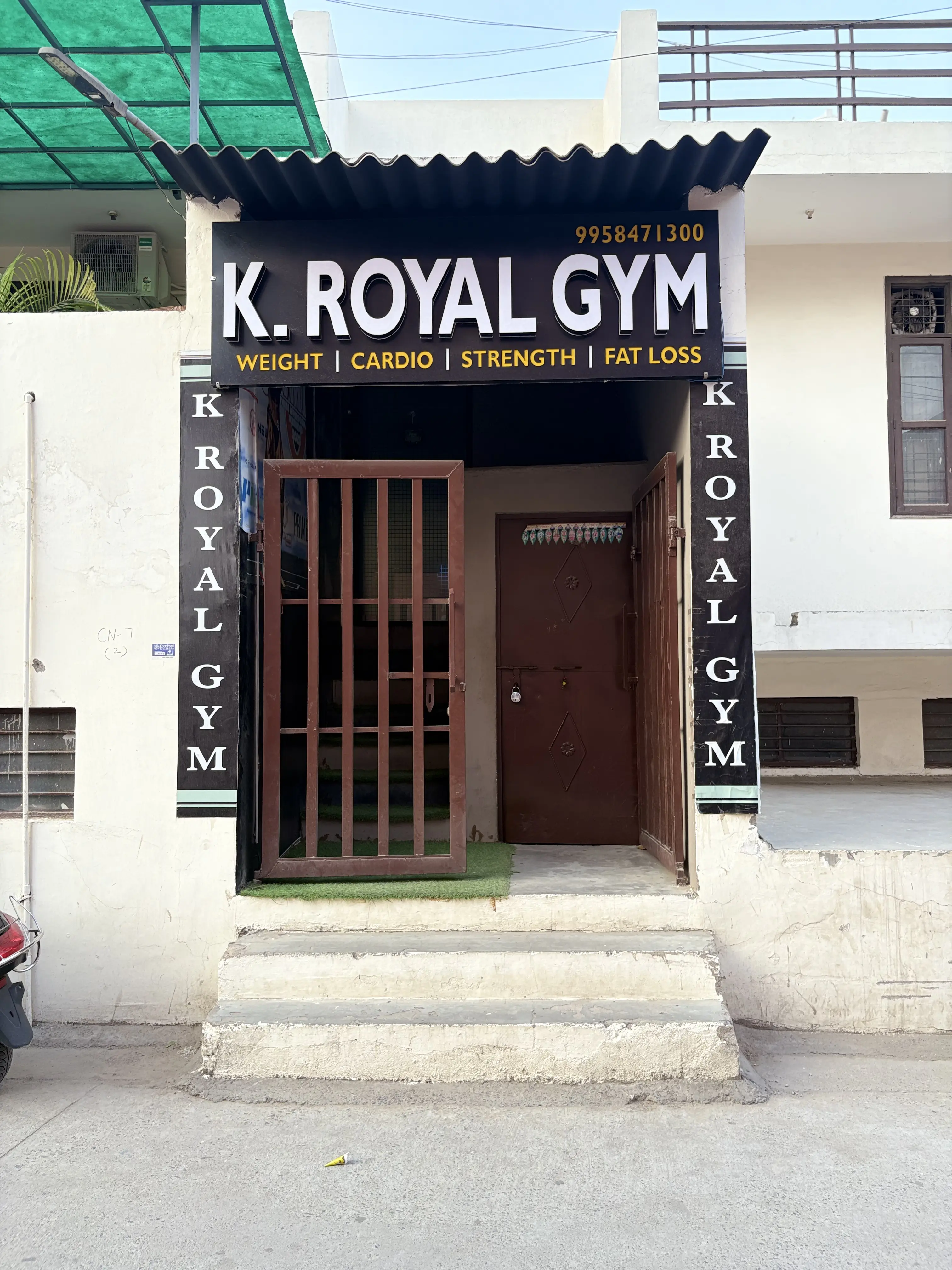 K Royal Gym interior